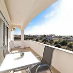 Anka With Seaview * فرسي