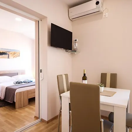Apartmán Anka With Seaview Vrsi