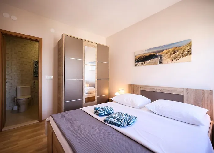 Anka With Seaview * Vrsi