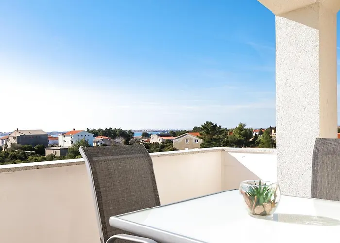 Anka With Seaview Apartman