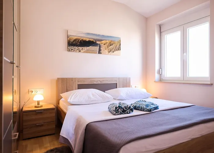 Anka With Seaview Apartman