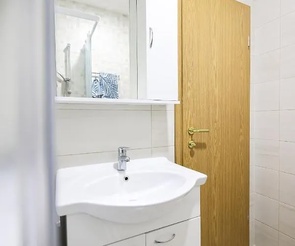 Anka With Seaview Apartman